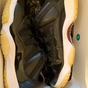 Jordan 11 Retro Low ‘72-10’